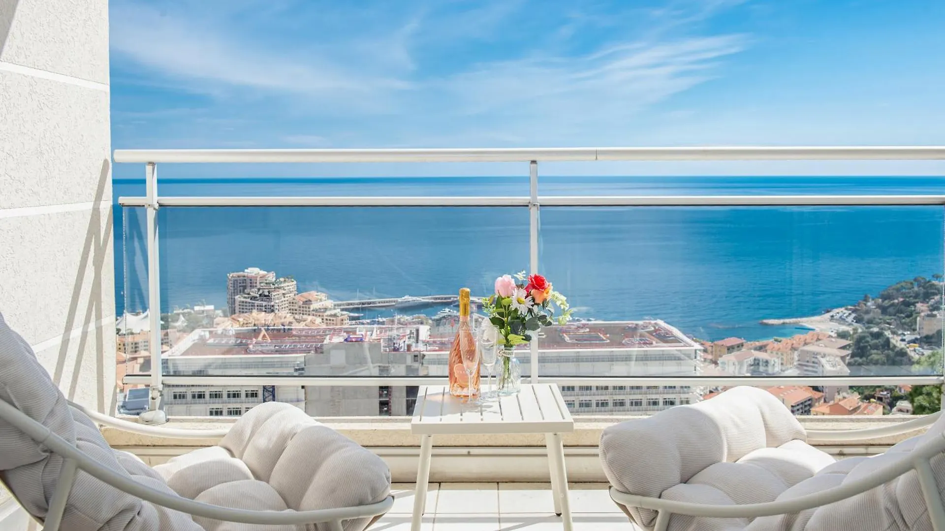 Apartment Jardins De Monaco - Vue Mer - Jacuzzi - Parking Cap-d'Ail