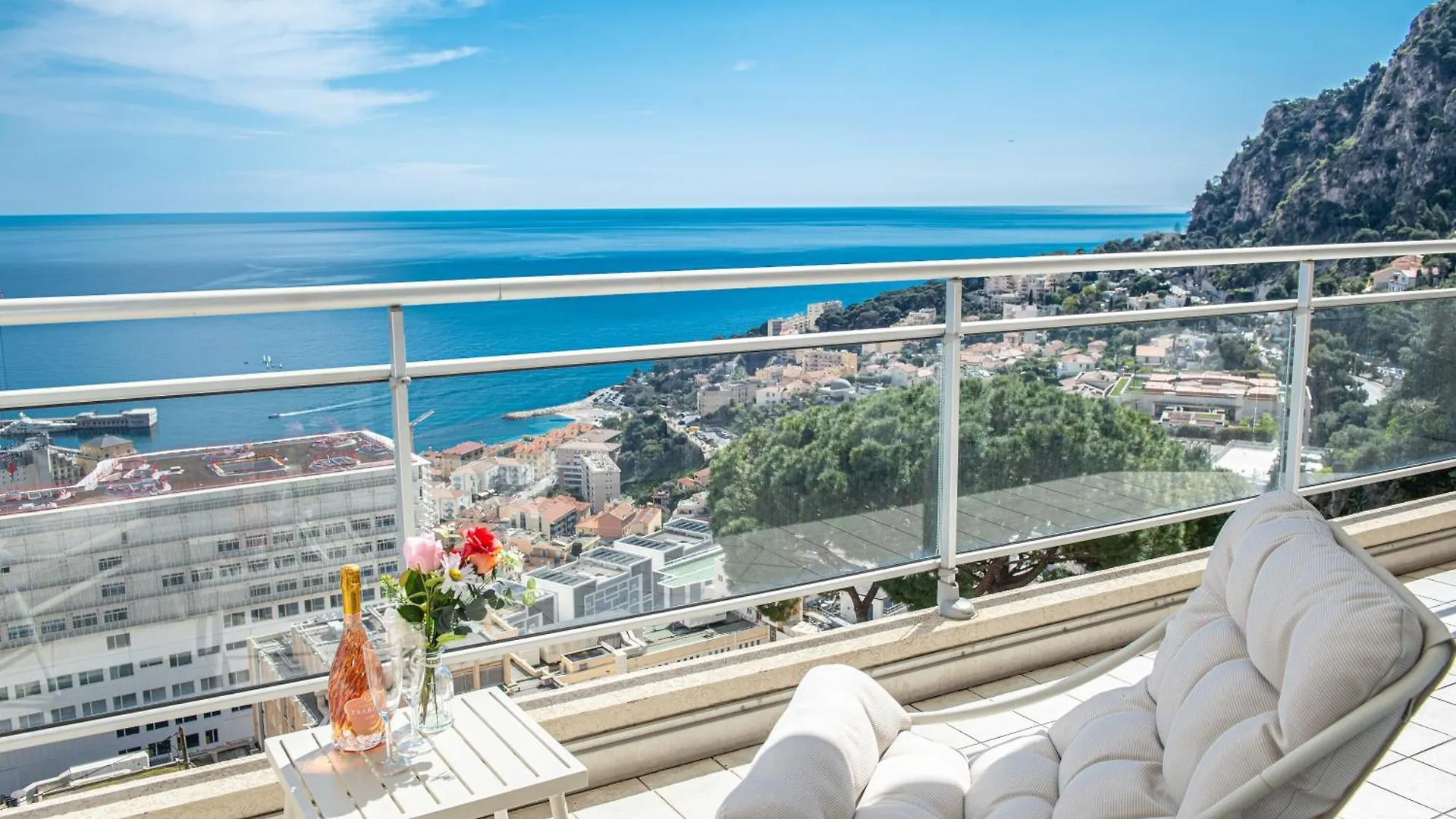 Jardins De Monaco - Vue Mer - Jacuzzi - Parking Cap-d'Ail France