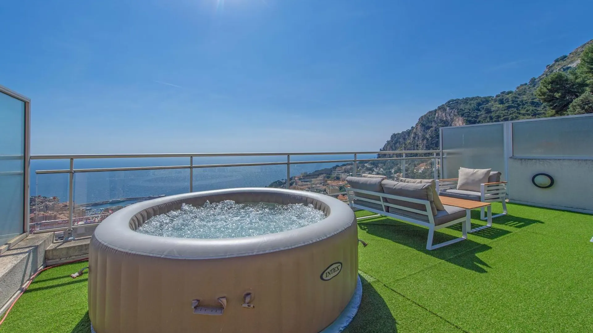Jardins De Monaco - Vue Mer - Jacuzzi - Parking Cap-d'Ail Apartment
